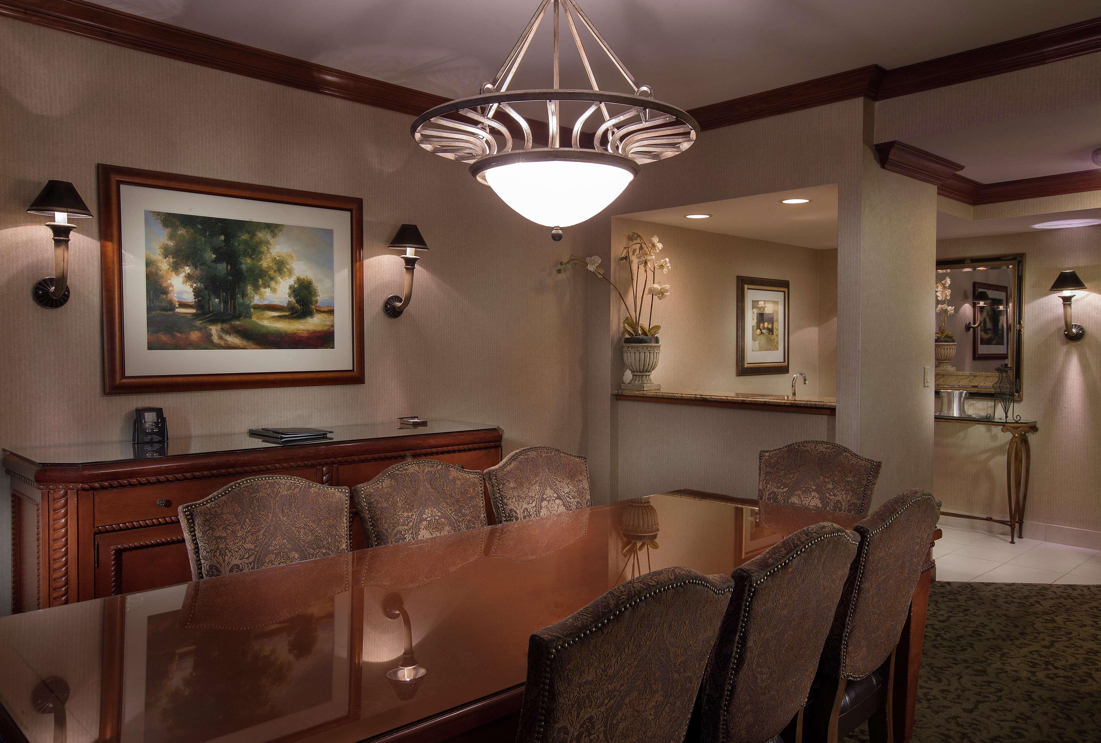 Doubletree By Hilton Lisle Naperville Buitenkant foto